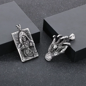 Gothic skull pendant and reaper relief tag in vintage silver finish titanium steel