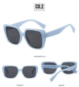 Trois angles d'affichage de lunettes de soleil carrées œil-de-chat bleu clair oversize