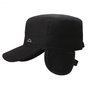 Winter Herrenmütze verdickt mit Ohrenschutz und Berg-Logo in Schwarz