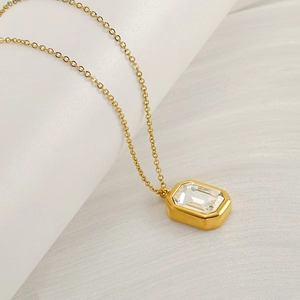 Square zircon pendant necklace for women with emerald cut crystal on gold chain
