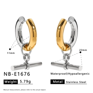 Detailed specs of geometric T-bar stainless steel hoop earrings with size and weight