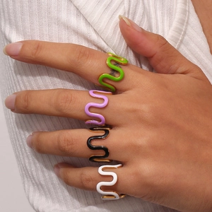 Y2k minimalist 18K gold plated stainless steel wavy rings with colorful enamel