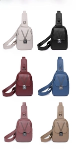 Vue détaillée en grille montrant six coloris du sac de poitrine en cuir avec rivets en V