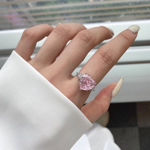 Luxurious S925 sterling silver ring with a large pink heart-shaped radiant cut gemstone