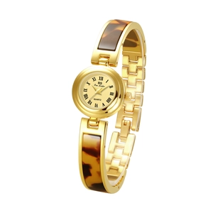 Elegant French vintage gold and amber tortoiseshell chain watch for women with Roman numerals