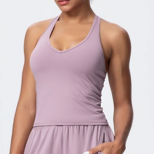 Completo yoga color malva con top a scollo a V e pantaloncini per fitness e sport