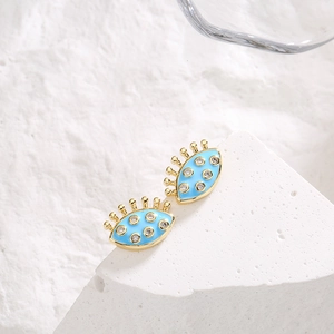 Pendientes de ojo turco bañados en oro de 18K con esmalte azul y circonitas brillantes