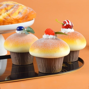 Realistic Artificial Cupcake Fridge Magnet PU Slow Rebound Simulation Food Model Home Kitchen Decoration Photography Prop