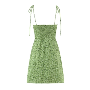Mini robe d'été verte à fleurs avec bretelles à nouer et dos élastique pour femmes