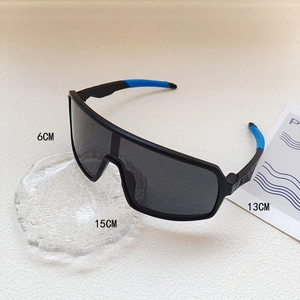 Detailed dimensions of kids sports cycling sunglasses with blue non-slip rubber tips