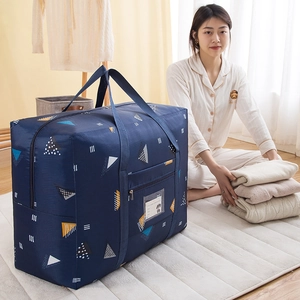 Foldable waterproof travel bag with geometric patterns and large capacity storage