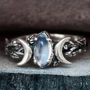 Retro gothic silver ring with moonstone marquise gem and crescent moon vine patterns