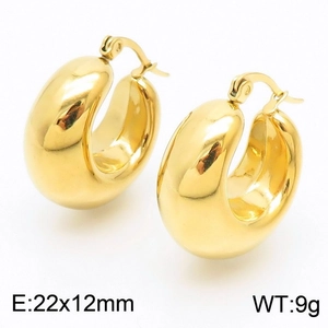 Macro shot of 22x12mm chunky golden hoop earrings with 18k plated polished finish