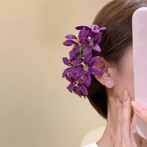 Épingle à cheveux exquise en tissu violet style nouveau chinois avec détails de rosée