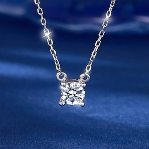 Elegant S925 sterling silver necklace with a round sparkling solitaire zircon pendant