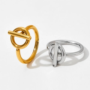 Minimalist OT toggle clasp ring in gold and silver finish with polished mirror surface