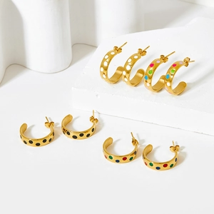 Boucles d'oreilles créoles en C avec pois colorés en émail sur métal doré rétro