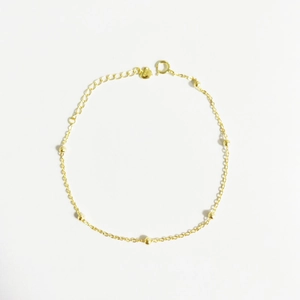 Minimalist 14K gold-plated S925 silver bead bracelet with delicate heart charm detail
