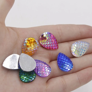 Colorful 13x18mm teardrop resin cabochons with fish scale texture for DIY jewelry making
