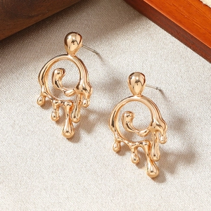 French style rose gold liquid waterdrop earrings with irregular lava melt design