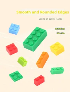 Détail de blocs de construction colorés avec bords arrondis et surfaces lisses
