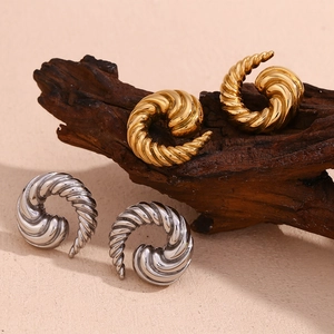Stainless Steel Spiral Horn Stud Earrings 18K Gold Silver Plated Vintage Geometric Textured Round Earrings For Women Fashion Jewelry