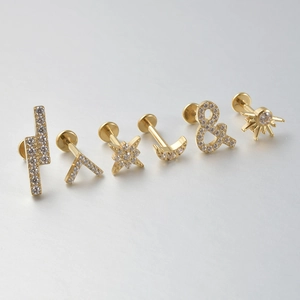 Set di 6 piercing labret in titanio G23 dorato con zirconi a forma di fulmine e luna