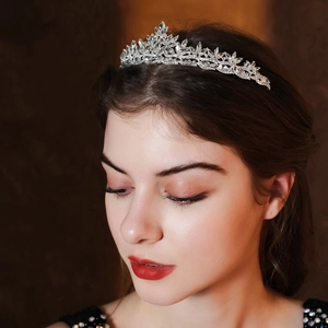 Bridal Crown Tiara Alloy Navette Rhinestone Crystal Headpiece Vintage Elegant For Wedding Birthday Party Prom Women Girls