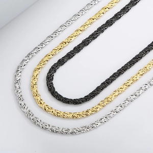 Minimalist stainless steel twisted rope chain necklaces in silver, gold and black
