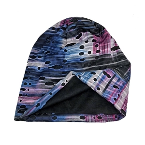 Berretto mimetico in maglia unisex con patchwork multicolore e dettagli strappati