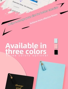 Dettaglio delle pagine dell'agenda fitness con copertine in pelle rosa e blu