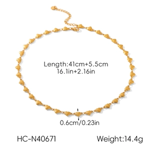Detail view of heart link choker with specs: 41cm length, 0.6cm width, 14.4g weight