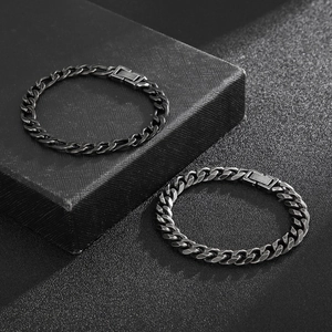 Bracciali classici da uomo a catena cubana in acciaio inossidabile nero vintage con chiusura