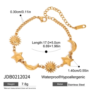 Detailed size and weight specs for 18K gold star moon charm stainless steel bracelet