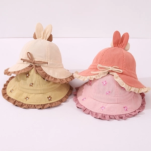 Cappello da pescatore in velluto a coste per bambina con orecchie di coniglio e ricami