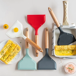 Tamagoyaki Spatula Turner With Beech Wood Handle Silicone Non-Stick Heat Resistant Wide Mouth Kitchen Cooking Utensil