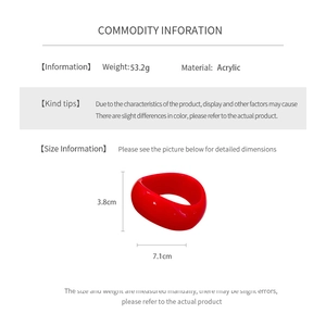 Detailed size specifications for wide red acrylic wavy bangle with 7.1cm outer diameter