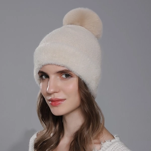 Bonnet en tricot blanc crème pour femme avec pompon en fausse fourrure douce et chaud