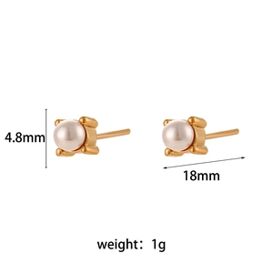 Minimalist stainless steel pearl earrings set in gold with precise size measurements