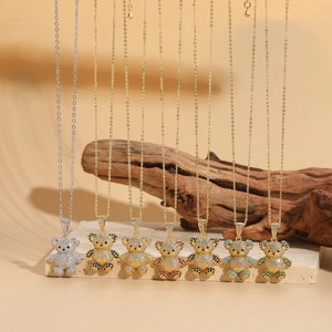 Copper 14K Gold Plated Zirconia Bear Pendant Necklace For Women Elegant Electroplated Rhinestone Clavicle Chain Jewelry