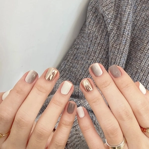 Short Square Press On Nails Metallic Gradient White Brown Minimalist False Nails For Women Daily Wear