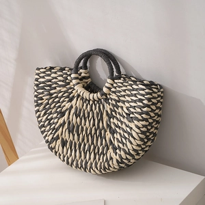 Handmade Straw Woven Handbag Semicircle Half Moon Beach Bag Round Handle Summer Vacation Boho Chic Style For Women