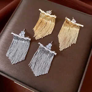 Boucles d'oreilles longues à pampilles plaquées or 14K avec zircons en or et argent