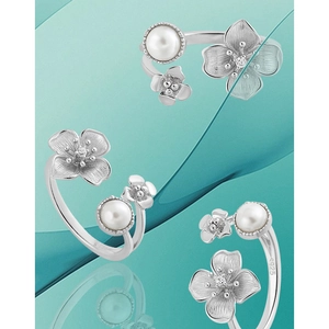 S925 sterling silver flower ring with zircon and pearls shown from multiple angles