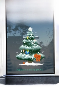 Détail de l'autocollant de fenêtre sapin de Noël avec texte et ornements festifs