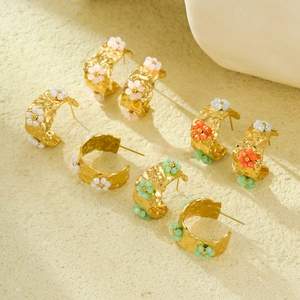 Stainless Steel C-Shaped Hoop Earrings 18K Gold Plated Hammered Texture Handmade Beaded Flower Vintage Fashion Accessories For Women