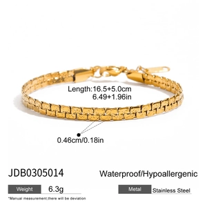 Detailed dimensions of gold vintage lace hollow stainless steel bracelet with weight and length