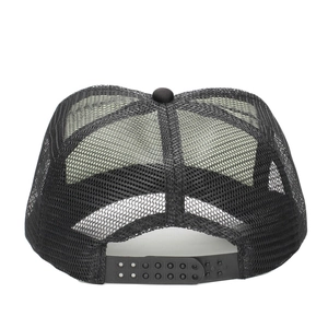 Verstellbare schwarze Mesh-Trucker-Cap mit atmungsaktivem Stoff und Snapback-Verschluss