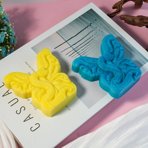 Stampi in silicone drago e farfalla per la creazione di candele profumate e sapone