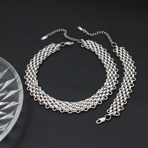 Detail of silver popcorn chain necklace and bracelet set with lobster clasp and extension